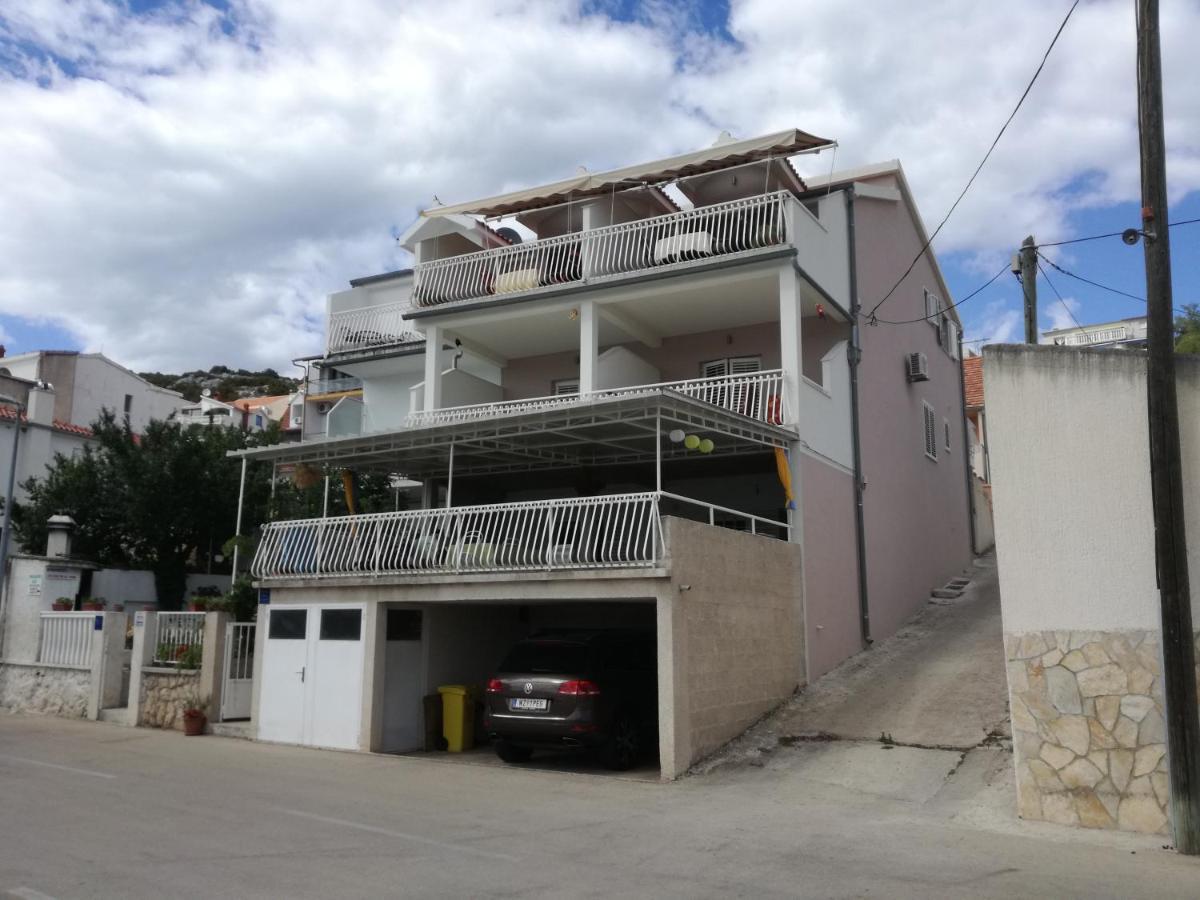 Apartments Nera Tisno Esterno foto