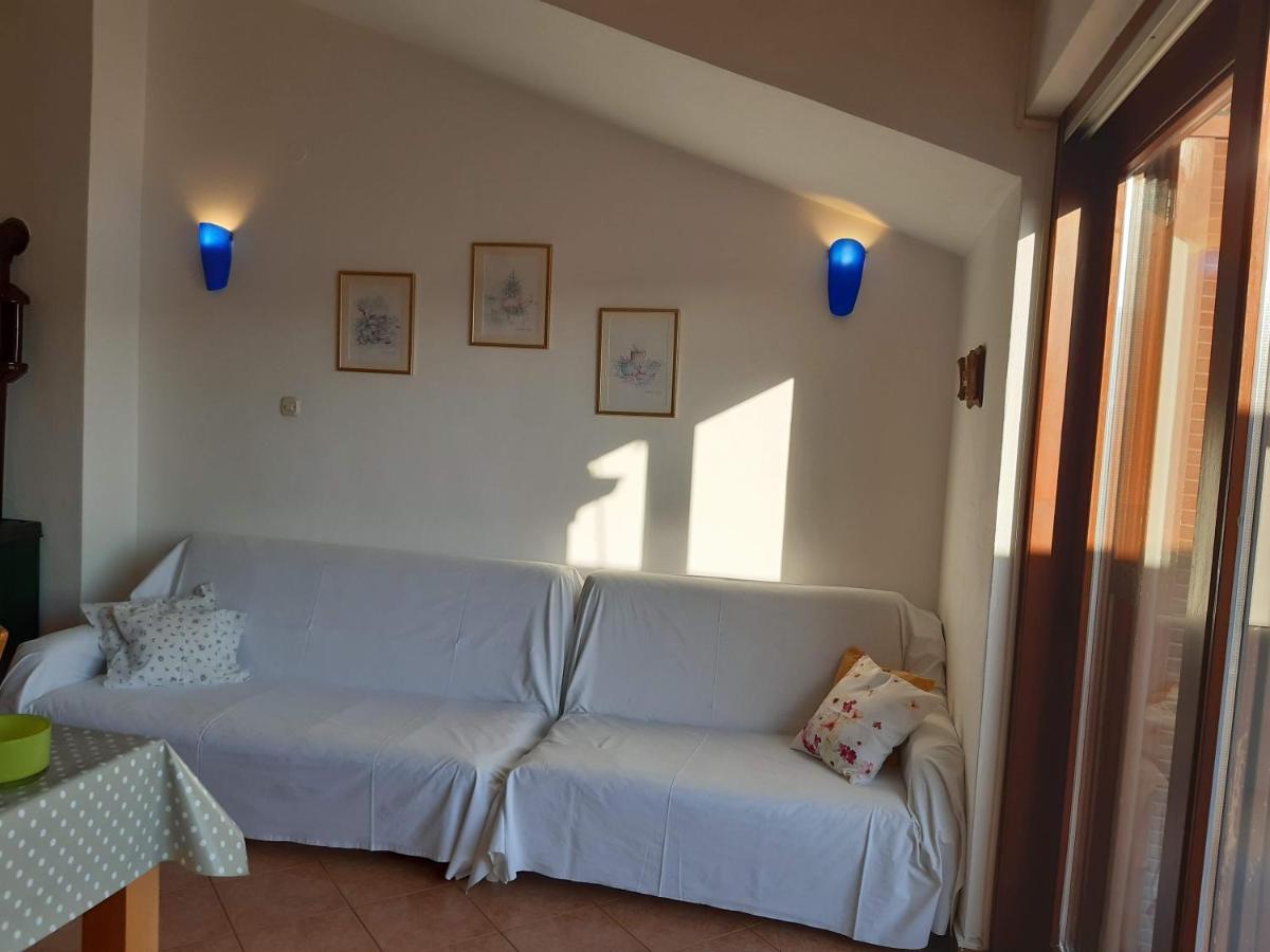 Apartments Nera Tisno Esterno foto